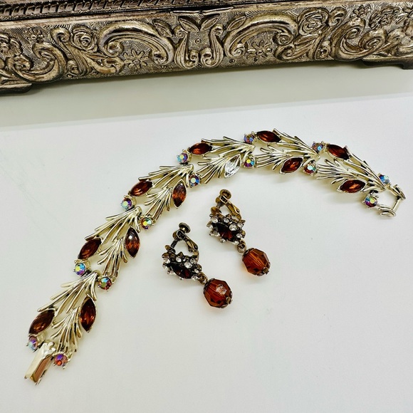 Vintage Topaz Rhinestone Bracelet & Earrings - Picture 12 of 16